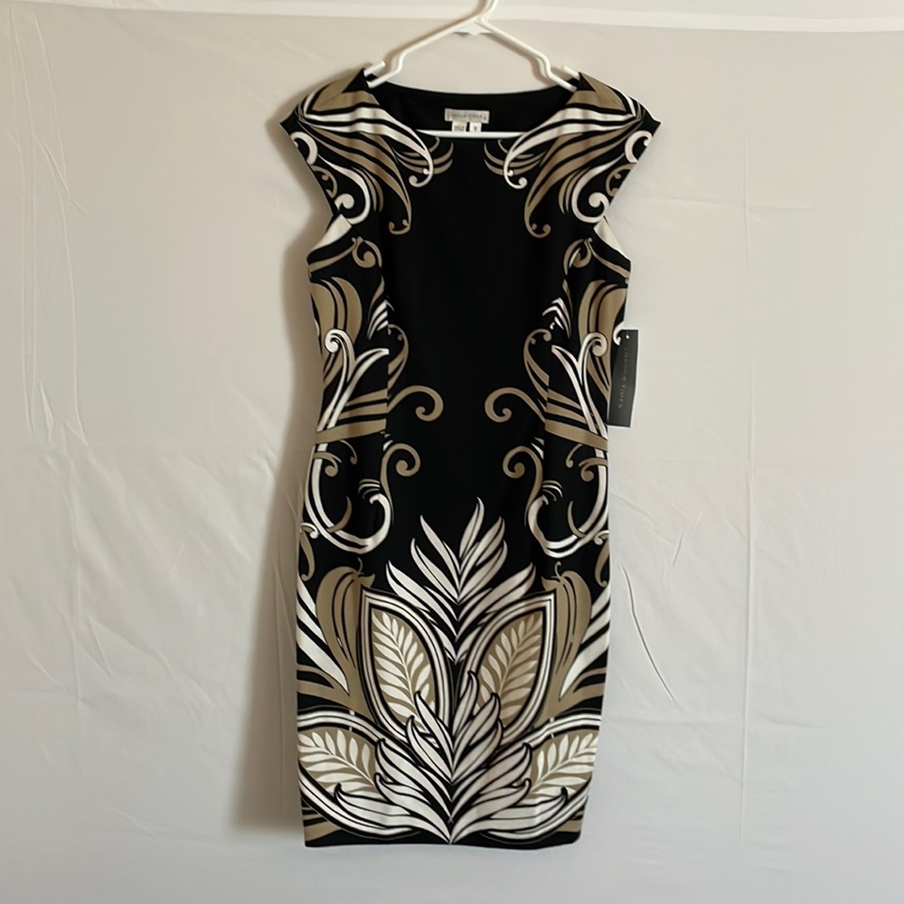 London Times NWT dress. Black white beige print. Soft and stretchy.